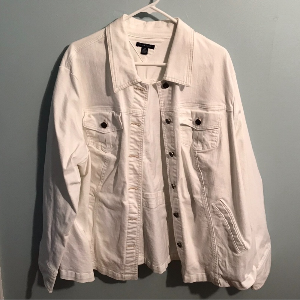 NWOT Tommy Hilfiger White Denim Jacket, Women’s 24